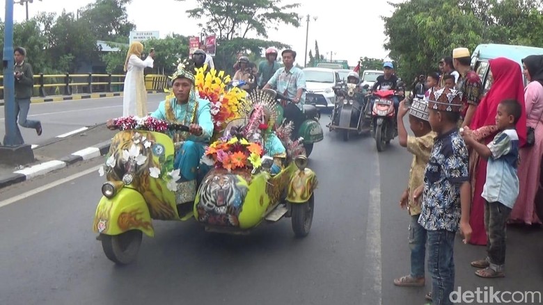 75 Gambar Mobil Mewah Dan Antik Gratis