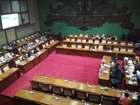 Rapat soal Rupiah 'Keok', Kursi di DPR Malah Banyak Kosong