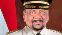Sederet Larangan Bupati Saif: Soal Ngopi hingga Arah Layar TV Sederet Larangan Bupati Saif: Soal Ngopi hingga Arah Layar TV