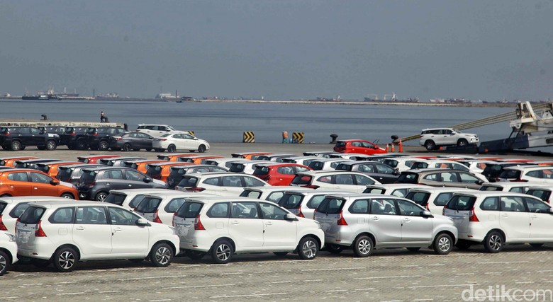 Ekspor Mobil. Foto: Pradita Utama Ekspor Mobil. Foto: Pradita Utama
