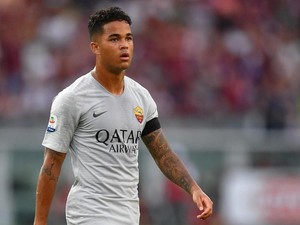 Kluivert Sabar Tunggu Kesempatannya di Roma