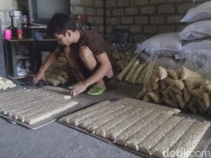 Pengrajin Tempe di Lamongan Ikut Kena Imbas Dolar AS