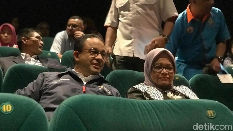 Anies Ajak Atlet Jetski Aero Nobar Wiro Sableng Anies Ajak Atlet Jetski Aero Nobar Wiro Sableng
