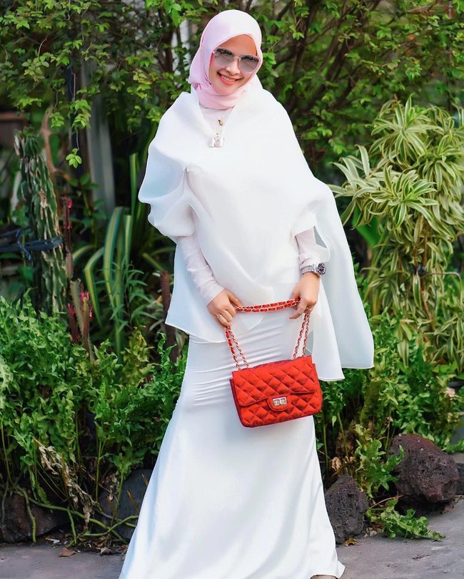 Wanita kelahiran 1984 asal Baubau ini merantau ke Makassar di usia 18 tahun. Kemudian ia melanjutkan studi di Universitas Paramadina Jakarta. Foto: Instagram/sss.suci