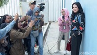 Kini keduanya sudah sama-sama tak sabar untuk mengakhiri pernikahan tersebut. Pool/Noel/detikFoto.