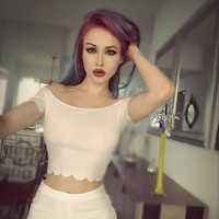  Wanita berambut pirang ini mengandalkan lensa kontak khusus yang dapat memperbesar matanya dan bulu mata super lentik untuk membuat penampilannya semakin mirip Barbie Foto: Instagram