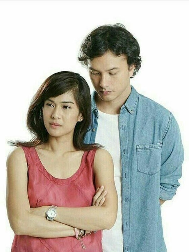 Nicholas Saputra dan Dian Sastrowardoyo dengan perannya di film Ada Apa dengan Cinta sebagai Rangga dan Cinta pada tahun 90-an membuat baper massal penonton film tersebut.  Foto: Instagram