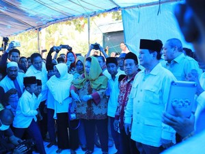 Gerindra: Titiek Spontan Ikut Prabowo ke Lombok