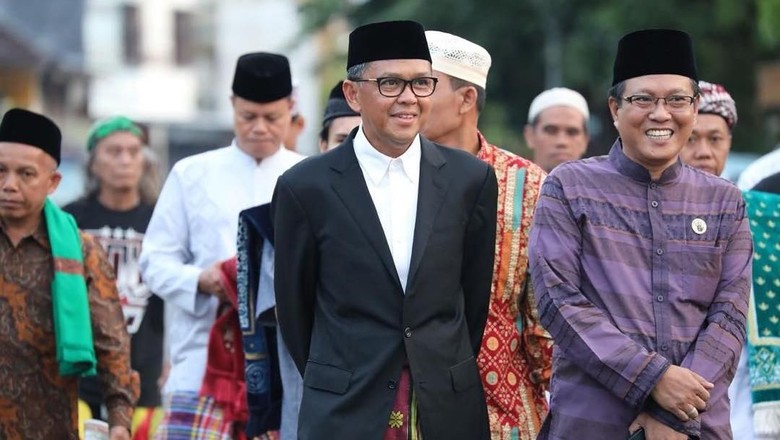 Pernikahan Anak Marak di Sulsel, Gubernur Nurdin Sentil Pengadilan Pernikahan Anak Marak di Sulsel, Gubernur Nurdin Sentil Pengadilan