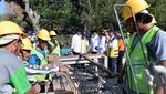 Saat Jokowi Blusukan ke Proyek Rumah Tahan Gempa di Lombok