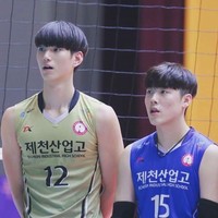 Apalagi setelah mengetahui jika ia berbakat dalam bidang voli. Foto: Instagram @limsungjinn