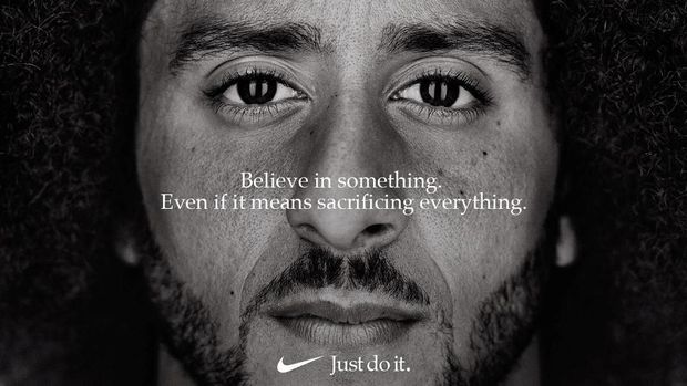 Iklan terbaru Nike yang melibatkan Colin Kaepernick menimbulkan kontroversi. (