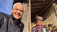 Di Boyolali, Ganjar juga bertemu salah satu warga lokal yang sudah sepuh (@ganjar_pranowo/Instagram)