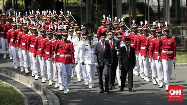 'Bajak' Kepala Daerah dan Upaya Amankan Suara Jokowi