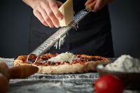 Wouw! Pecahkan Rekor Dunia, Pizza Ini Pakai 150 Jenis Keju 