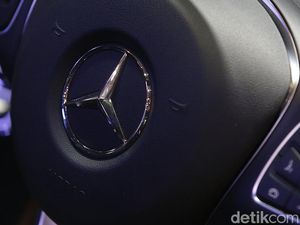 Setelah Kalah Hak Paten dari Nokia, Kini Daimler Kalah dari Sharp