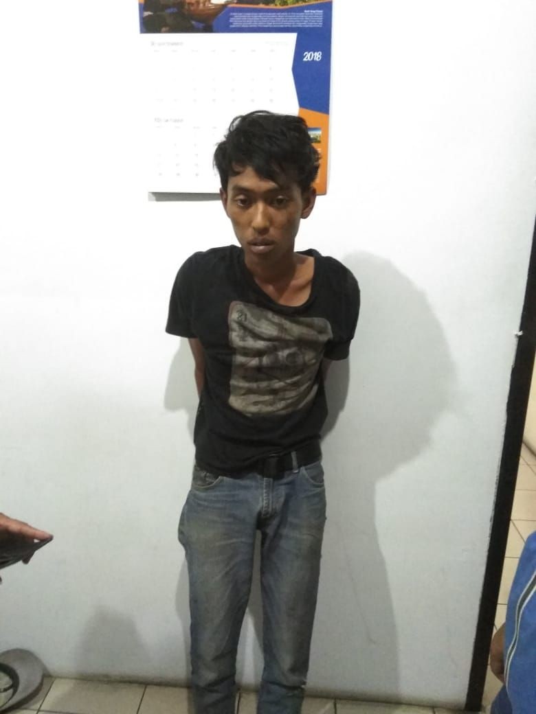 Dua Penjambret Polisi di Matraman Ditangkap Dua Penjambret Polisi di Matraman Ditangkap