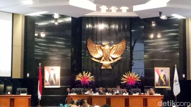 Kecewa Usulan Anggaran SDA Dicoret, Anggota Fraksi PDIP DKI WO Kecewa Usulan Anggaran SDA Dicoret, Anggota Fraksi PDIP DKI WO