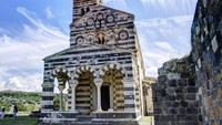 Gereja abad pertengahan yang terkenal di Sardinia (Visit Sardinia/Facebook)