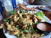 Mau Cicip? Ada Daging Ular Derik Goreng yang Renyah di Restoran Ini