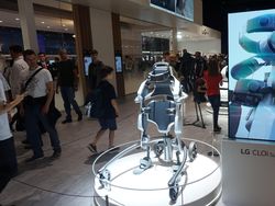 Melihat Unik dan Megahnya Pameran Teknologi Terbesar