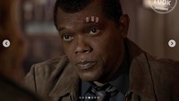 Dikatakan bahwa latar waktu di film tersebut adalah di masa lalu (film 90-an, komik 70-an) sehingga Samuel L Jackson atau Nick Furry tampak lebih muda dan matanya masih baik-baik saja. Dok. Instagram/brielarson