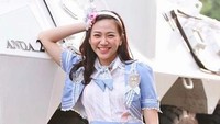 Shania adalah kapten dari tim J, K dan T di JKT48. Foto: Shania Junianatha (Instagram)