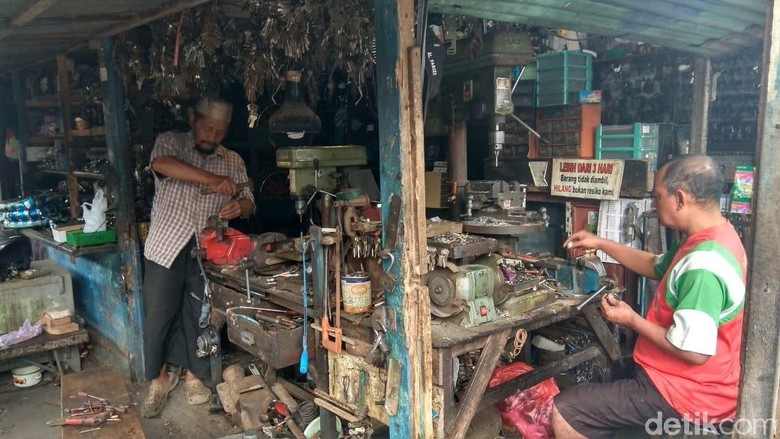 Cerita Tukang Kunci yang Berhasil Buka Brankas Wali Kota Blitar Cerita Tukang Kunci yang Berhasil Buka Brankas Wali Kota Blitar