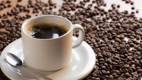 Bagi Anda yang hanya meminum kopi ketika sarapan, kemungkinan besar Anda memiliki kepribadian yang sering datang telat ke dalam berbagai acara. Anda juga suka sesuatu yang sederhana. Foto: iStock