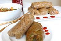 Cocok Buat Gamer! Lumpia Soba Goreng Ini Bisa Dimakan Sambil Main Game