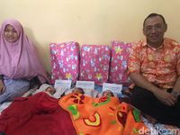 Heldi Agustian dan ketiga bayi Avanza serta ibunya