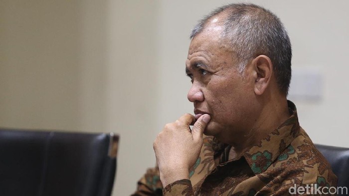 Dikritik DPR, KPK Minta Maaf soal Kebocoran Data TGB