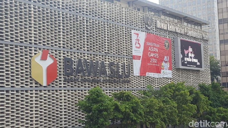 Kabulkan Gugatan PBB, Bawaslu Minta KPU Verifikasi 95 Bacaleg Kabulkan Gugatan PBB, Bawaslu Minta KPU Verifikasi 95 Bacaleg