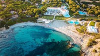 Sardinia yang menjadi salah satu pulau terbesar di Italia ini memang populer di mata wisatawan lokal maupun mancanagera (Visit Sardinia/Facebook)
