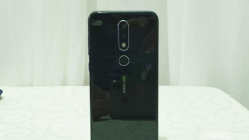 Bagian belakangnya dibalut kaca. (Foto: detikINET/Adi Fida Rahman)