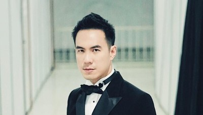 10 Gaya Stylish Daniel Mananta, Pemeran Ahok di Film A Man Called Ahok