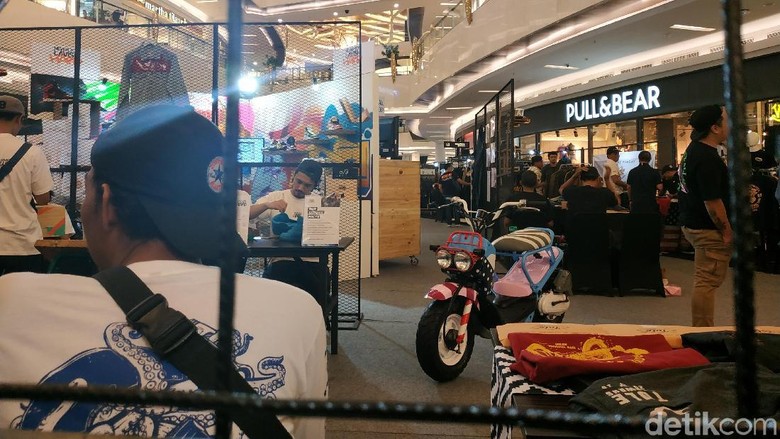 Di Custom Collaboration, Ada Motor Replika Jokowi