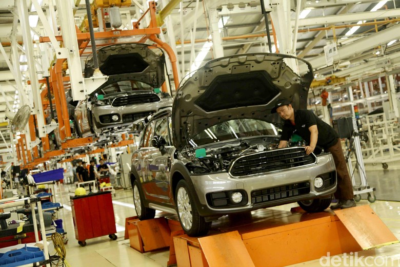 MINI Countryman dirakit di Sunter. Foto: Pradita Utama MINI Countryman dirakit di Sunter. Foto: Pradita Utama