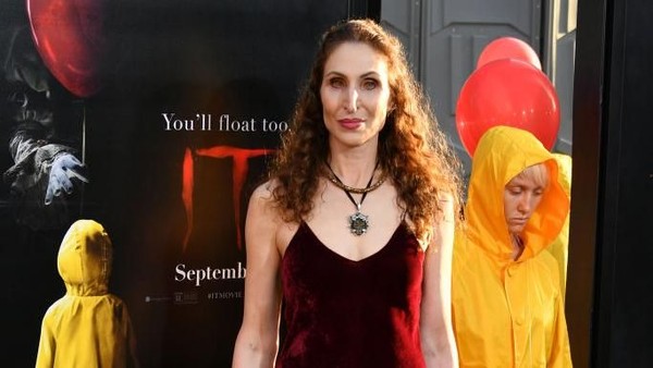 Glamor di Karpet Merah, Ini Penampilan Asli Valak di Premier The Nun