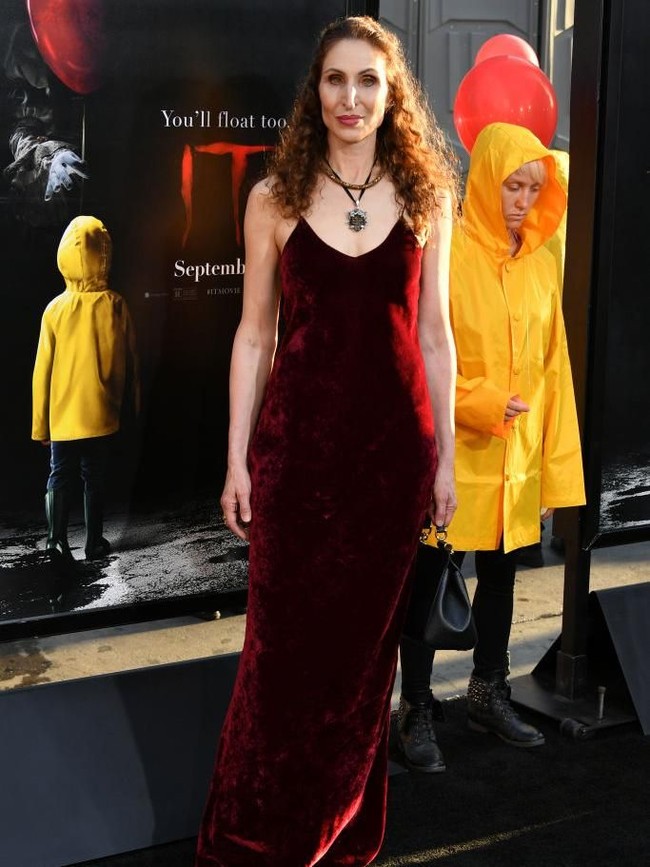 Bonnie Aarons dikenal akan wajahnya yang unik. Namun dalam setiap wawancara yang dilakukannya, Bonnie sering mengatakan dirinya selalu meyakini bahwa wajah uniknya, terutama hidungnya tidak akan bisa membuatnya berkarier di dunia akting. Nyatanya kini dia sudah membintangi lebih dari 20 judul film. (Foto: Getty Images)