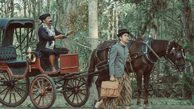 Tak Mampu Hayati Peran Minke, Hanung Sampai Pukul Iqbaal