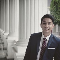 Gubernur Jawa Barat Ridwan Kamil yang baru saja dilantik oleh presiden mencuri perhatian setelah mengunggah foto putranya yang bernama Emmiril Khan Mumtadz. Pada keterangan postingannya itu, Ridwan Kamil menuliskan jika dirinya mencari mantu untuk sang putra. Foto: Instagram