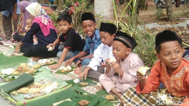Jelang Bulan Suro, Warga Purworejo Gelar Ritual Tolak Bala