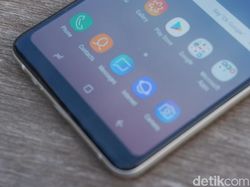 Unboxing Galaxy A8 Star, Ponsel Dua Kamera Harga Rp 7 Jutaan