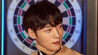 Si Bugar Jin-hyuk, Aktor Ganteng di Devilish Joy yang Hobi Golf