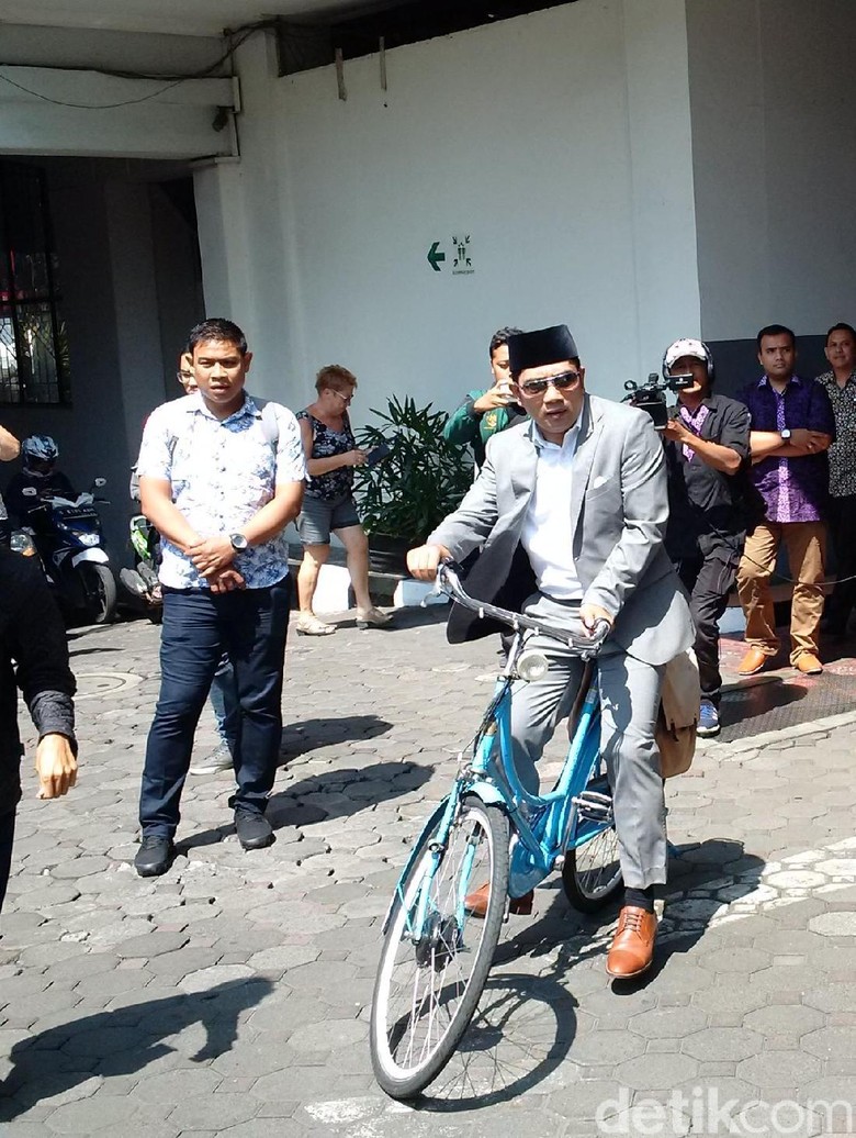 Ridwan Kamil: Pak Anies Sahabat Saya