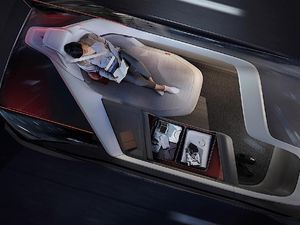 Mobil Ini Ada Tempat Tidurnya