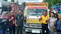 Truk yang berpartisipasi di festival truk Yogyakarta berasal dari 14 daerah di seluruh Indonesia. Di antaranya dari Kalimantan Barat, Padang, Jawa Timur, Jawa Barat, Jawa Tengah, Bali, Lombok, dan beberapa wilayah lainnya.