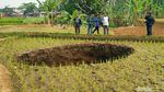 Penampakan Lubang Misterius di Sukabumi