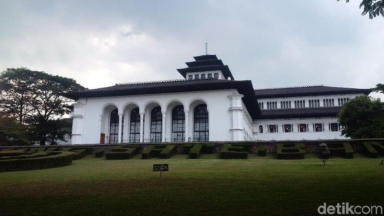 Pemprov Jabar Wacanakan Pindahkan Pusat Pemerintahan ke Tegalluar Pemprov Jabar Wacanakan Pindahkan Pusat Pemerintahan ke Tegalluar